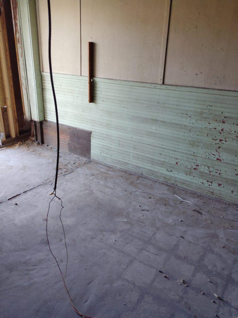 Before / After – Garage Cleanup - after